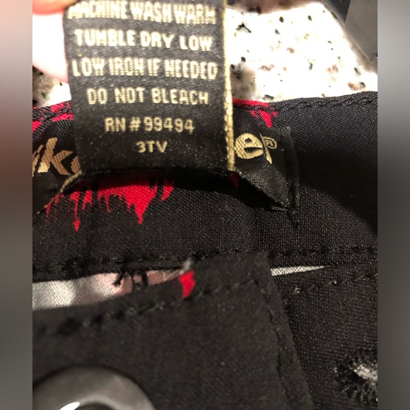 Like An Angel Dragon Print Red & Black Stretch Harem Pants  Size Small EUC - Picture 6 of 12